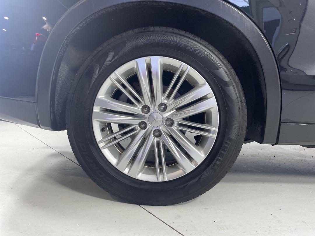 Photo '12' of Mitsubishi Outlander Photo '12' of Mitsubishi Outlander