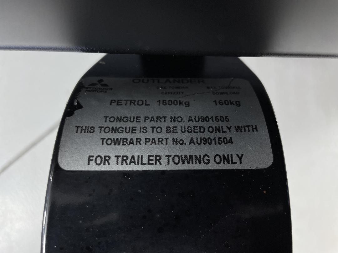 Photo '24' of Mitsubishi Outlander Photo '24' of Mitsubishi Outlander