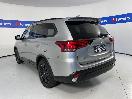 Thumbnail '5' of Mitsubishi Outlander