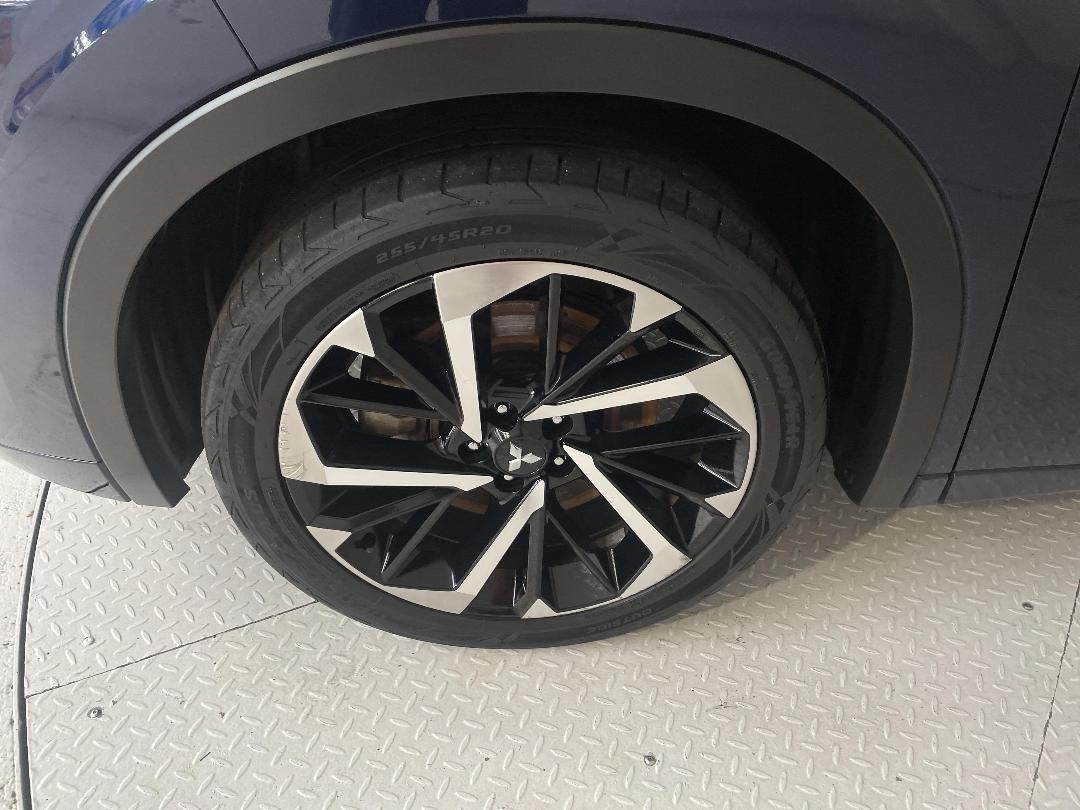 Photo '10' of Mitsubishi Outlander Photo '10' of Mitsubishi Outlander