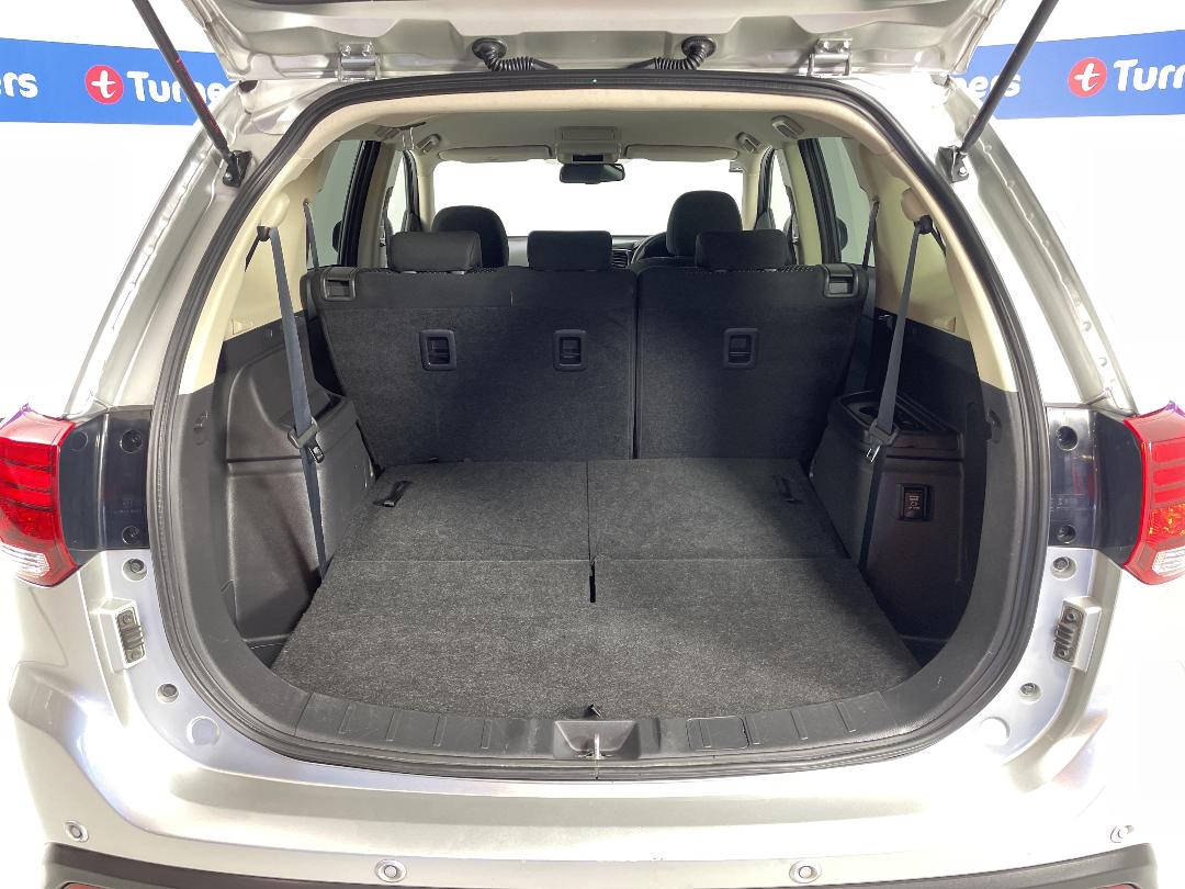 Photo '14' of Mitsubishi Outlander Photo '14' of Mitsubishi Outlander