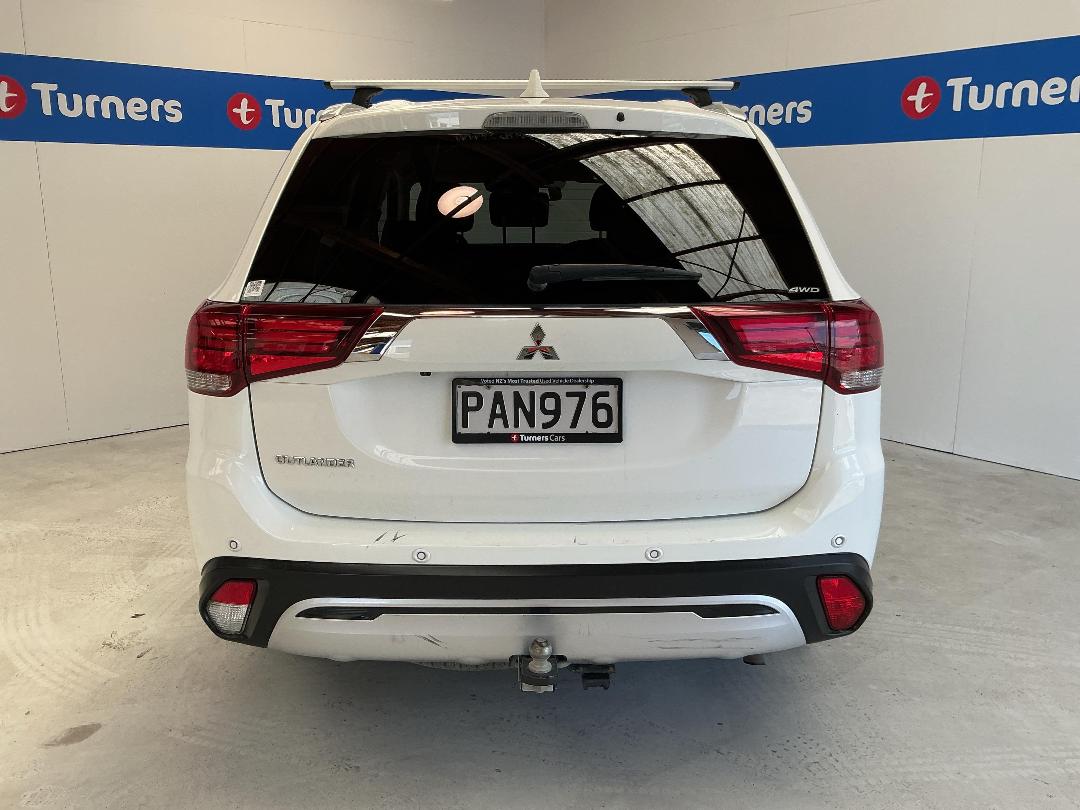 Photo '6' of Mitsubishi Outlander Photo '6' of Mitsubishi Outlander