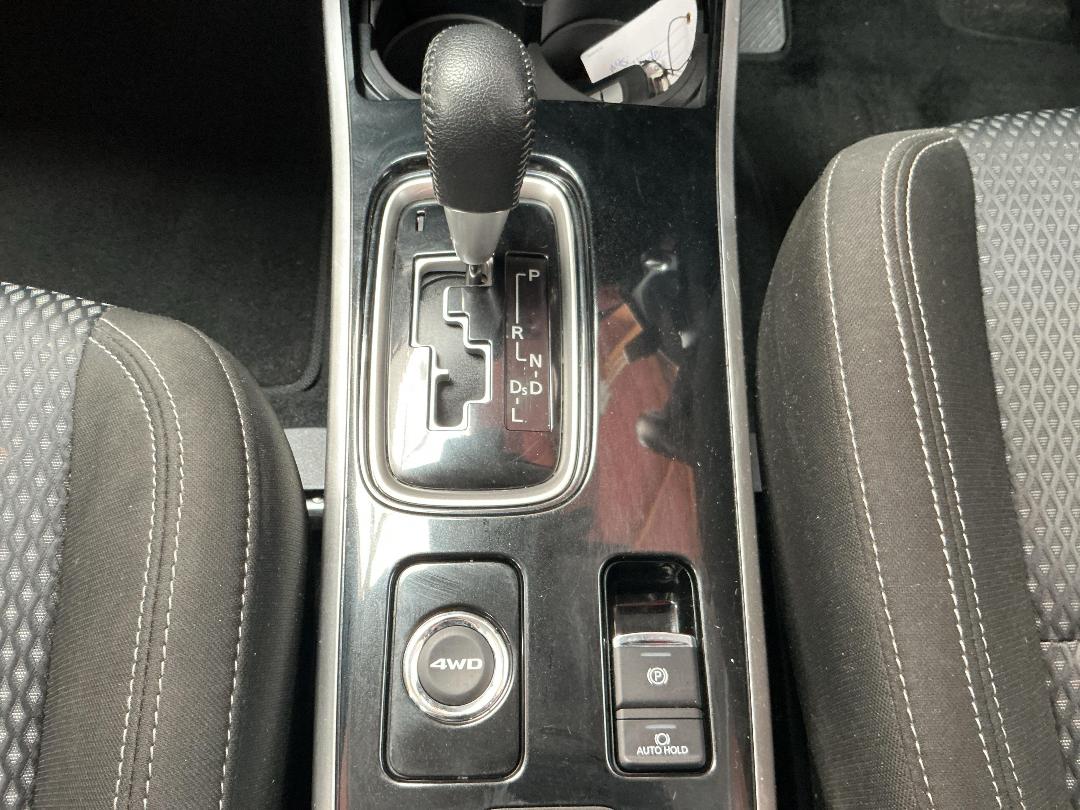 Photo '23' of Mitsubishi Outlander Photo '23' of Mitsubishi Outlander