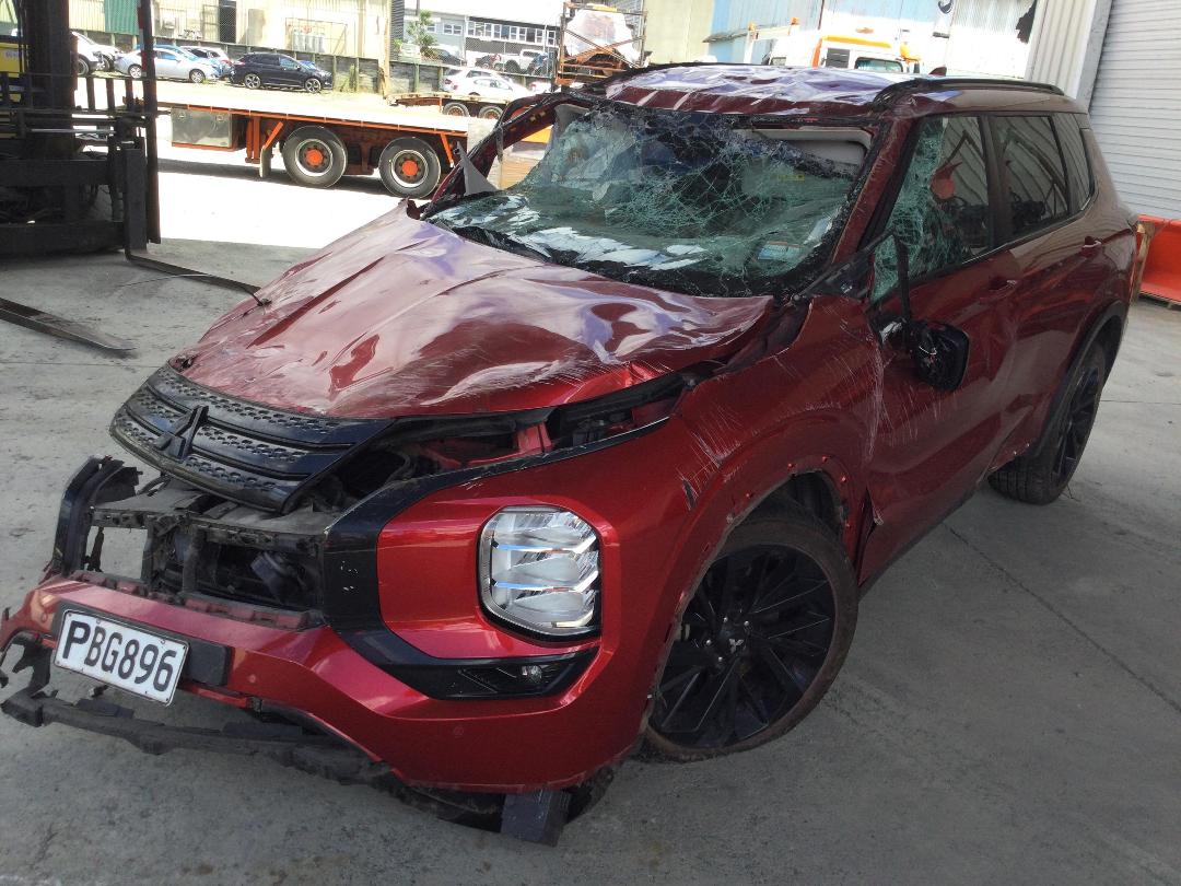 Photo '3' of Mitsubishi Outlander XLS Photo '3' of Mitsubishi Outlander XLS