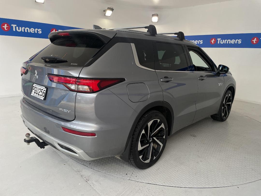 Photo '7' of Mitsubishi Outlander Photo '7' of Mitsubishi Outlander