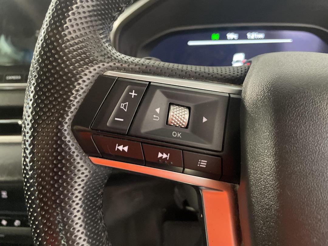 Photo '26' of Mitsubishi Outlander Photo '26' of Mitsubishi Outlander