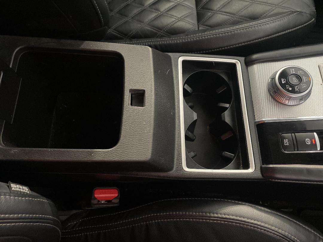 Photo '32' of Mitsubishi Outlander Photo '32' of Mitsubishi Outlander