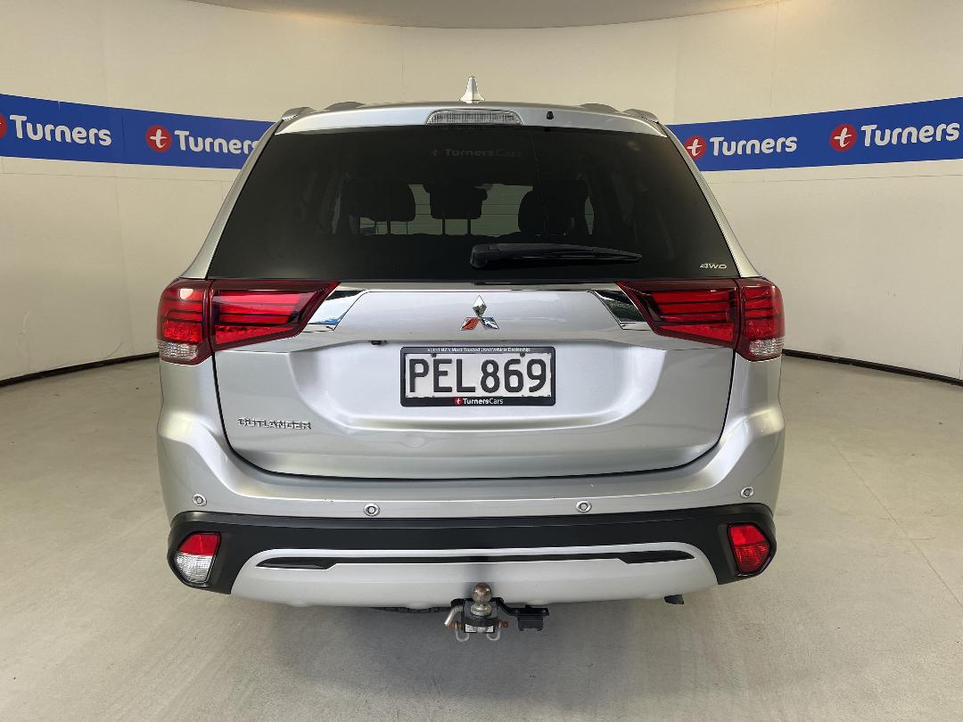 Photo '6' of Mitsubishi Outlander Photo '6' of Mitsubishi Outlander