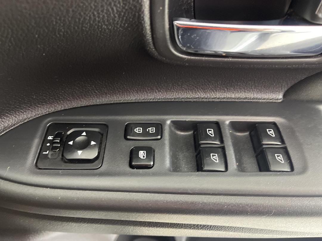 Photo '26' of Mitsubishi Outlander Photo '26' of Mitsubishi Outlander