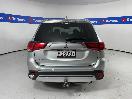 Thumbnail '6' of Mitsubishi Outlander