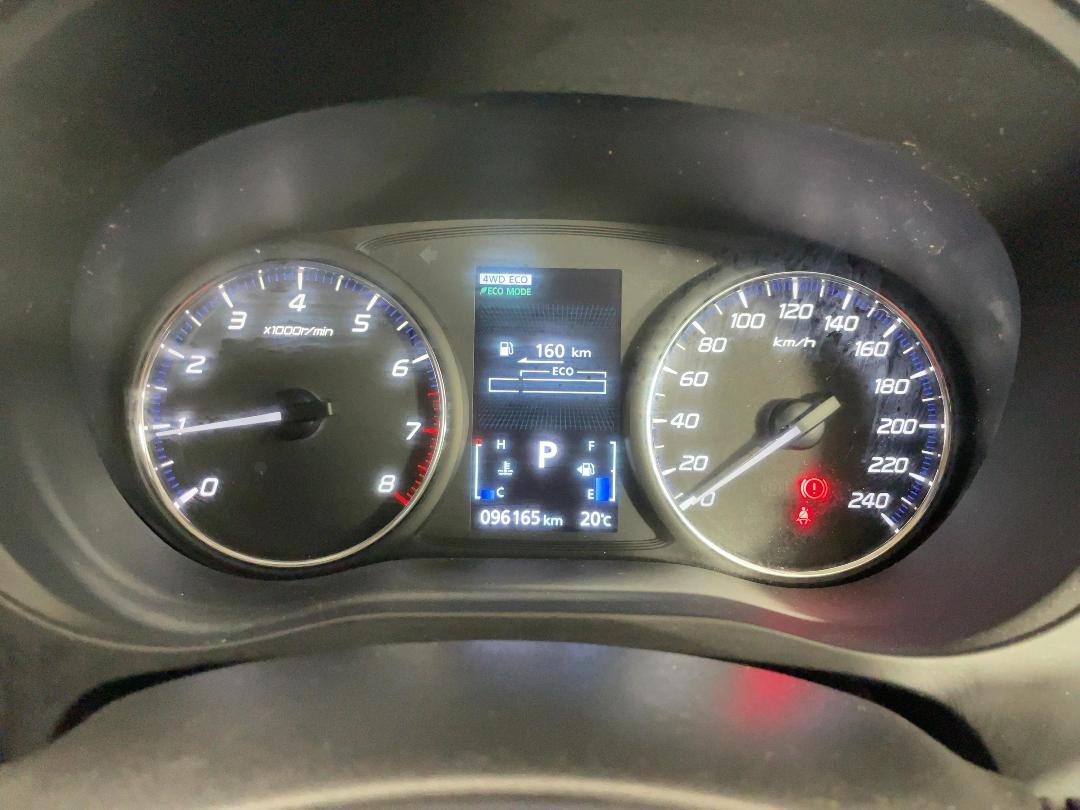 Photo '21' of Mitsubishi Outlander