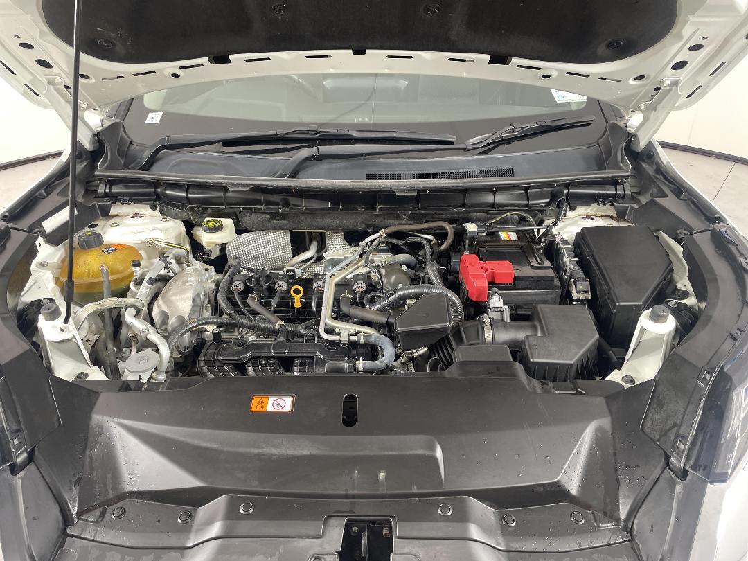 Photo '13' of Mitsubishi Outlander