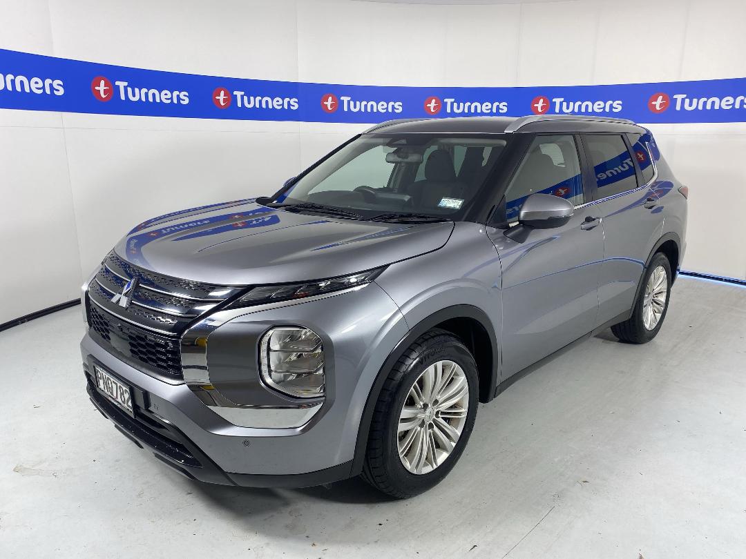 Photo '4' of Mitsubishi Outlander