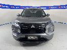 Thumbnail '2' of Mitsubishi Outlander