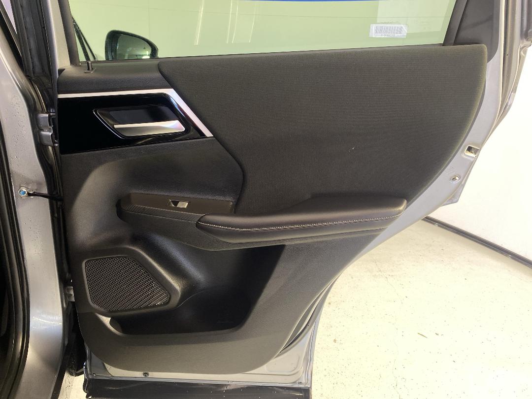 Photo '19' of Mitsubishi Outlander