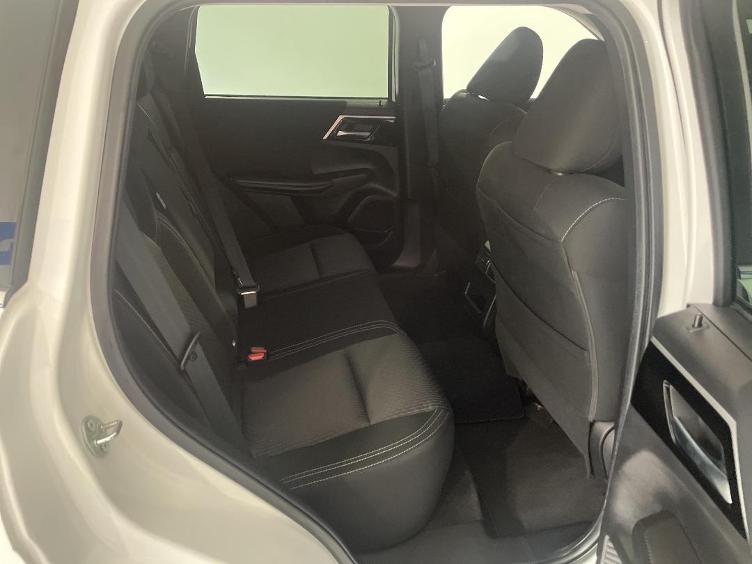 Photo '20' of Mitsubishi Outlander