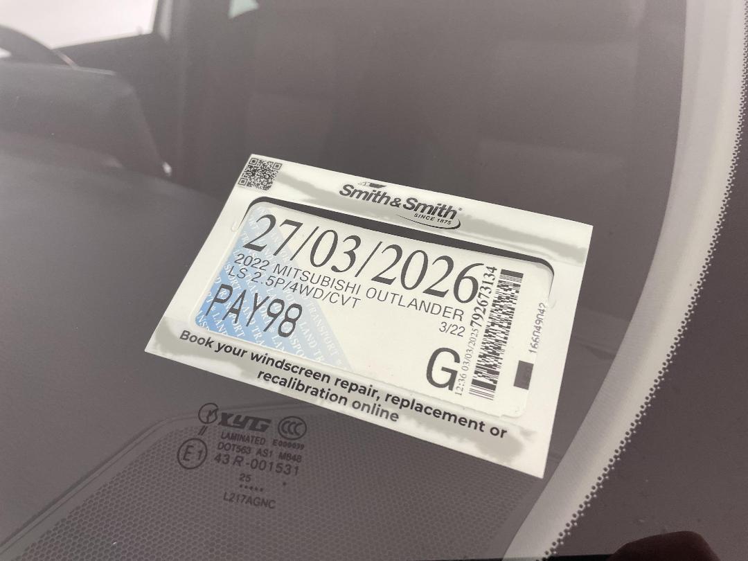 Photo '34' of Mitsubishi Outlander