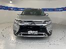 Thumbnail '2' of Mitsubishi Outlander
