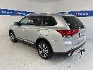 Thumbnail '5' of Mitsubishi Outlander
