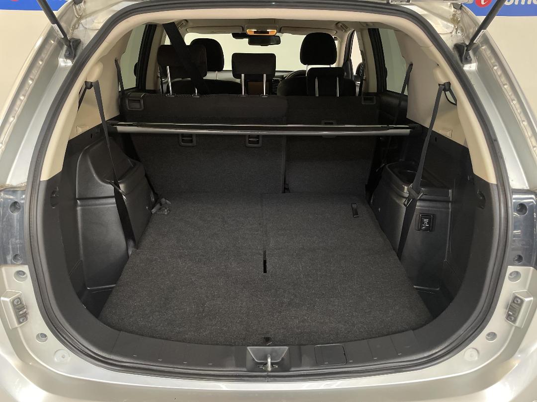 Photo '14' of Mitsubishi Outlander Photo '14' of Mitsubishi Outlander