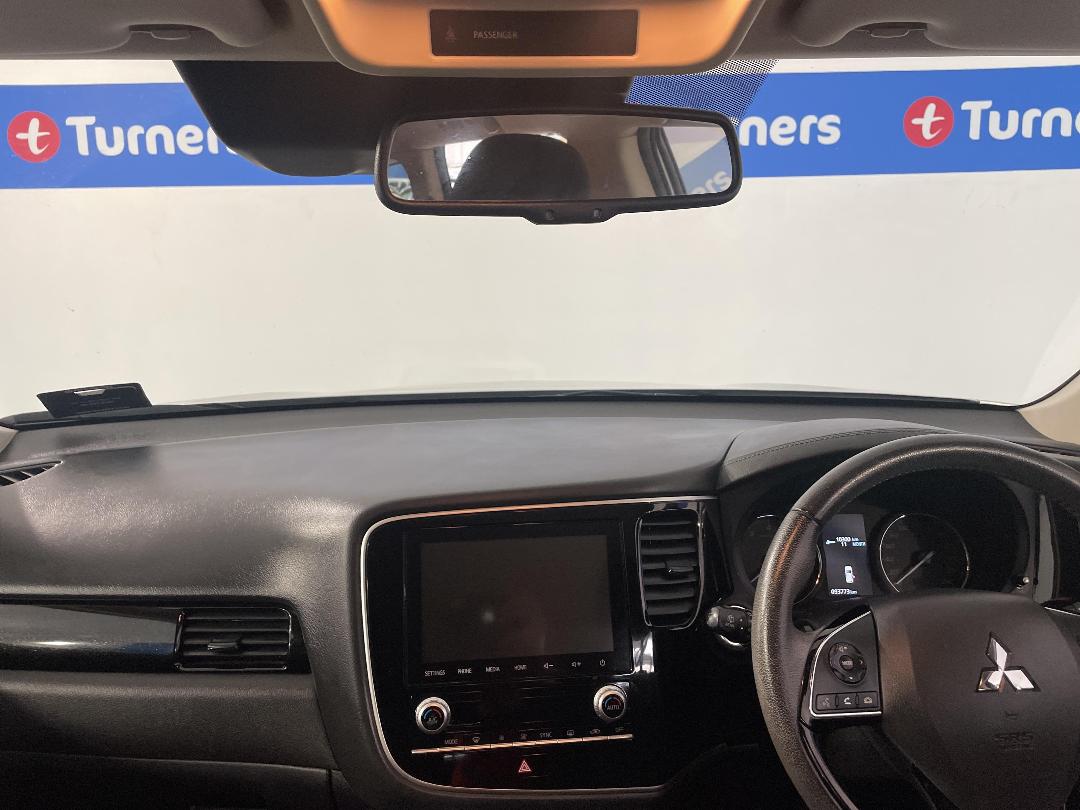 Photo '17' of Mitsubishi Outlander Photo '17' of Mitsubishi Outlander