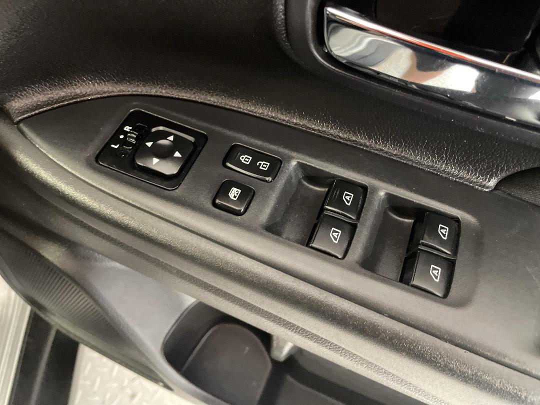 Photo '24' of Mitsubishi Outlander Photo '24' of Mitsubishi Outlander