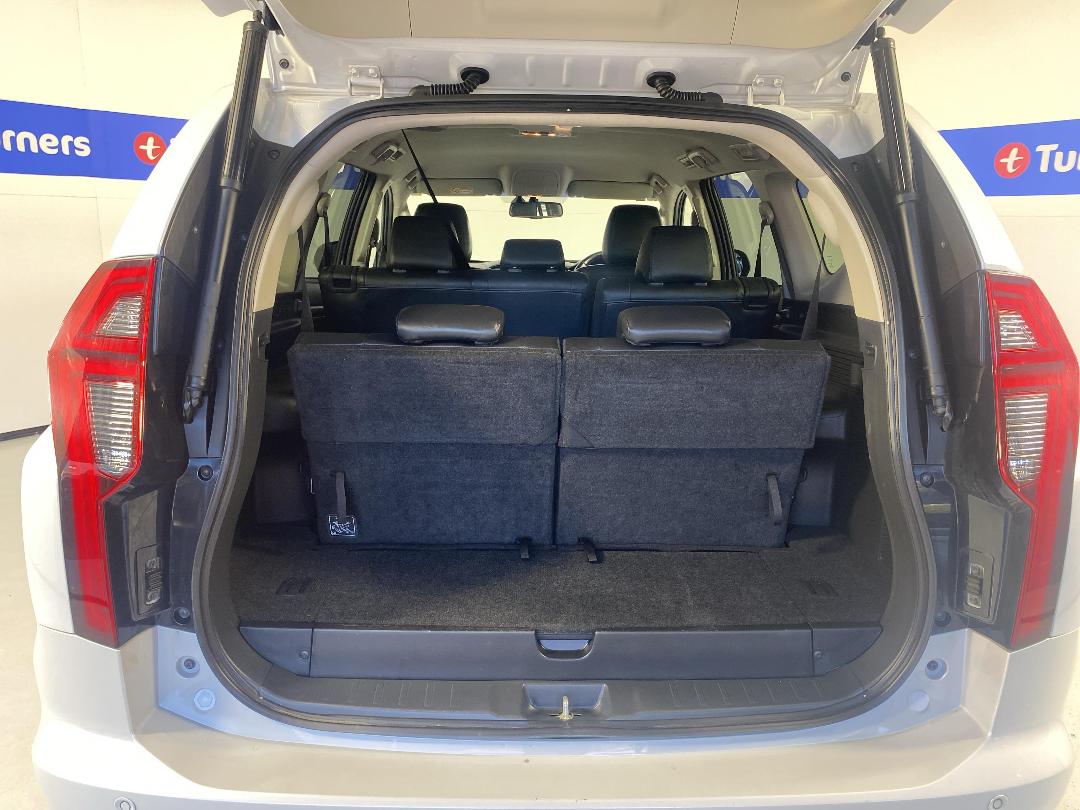 Photo '14' of Mitsubishi Pajero Sport