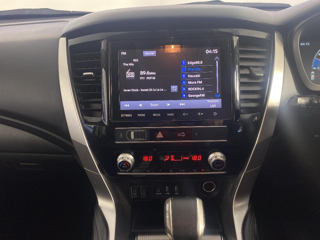 Photo '18' of Mitsubishi Pajero Sport