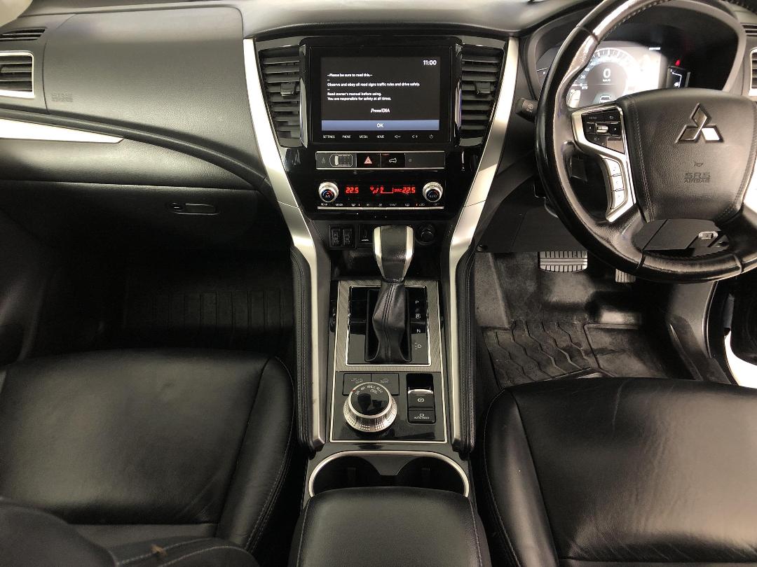 Photo '17' of Mitsubishi Pajero Sport