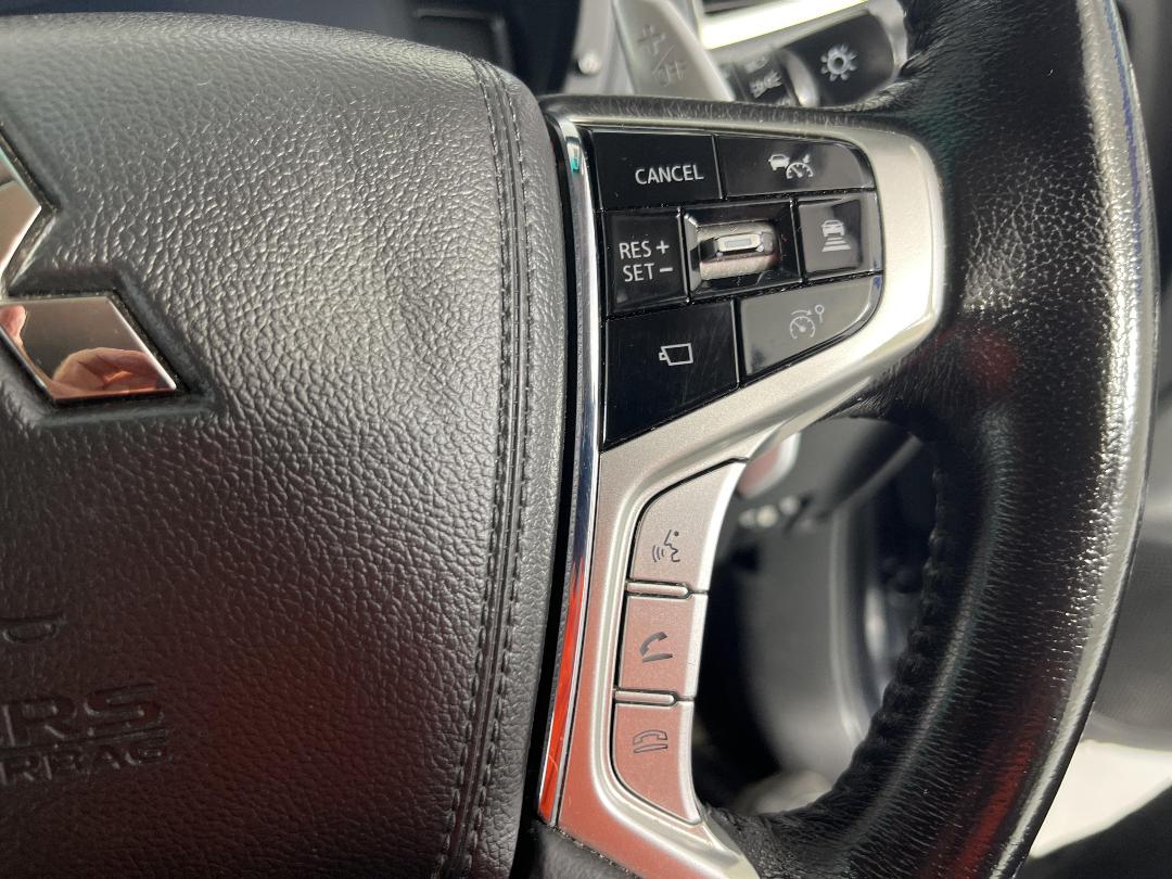 Photo '26' of Mitsubishi Pajero Sport