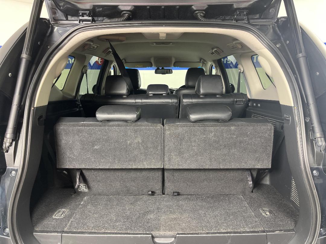 Photo '31' of Mitsubishi Pajero Sport