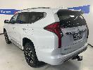 Thumbnail '5' of Mitsubishi Pajero Sport