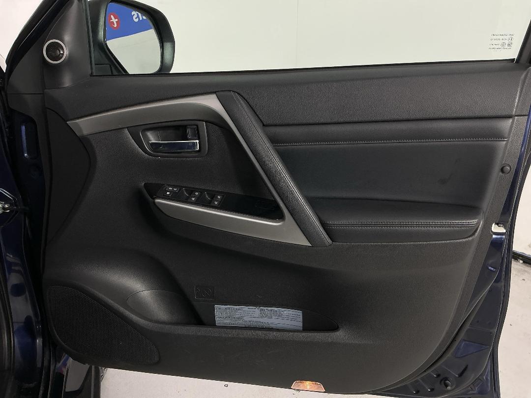 Photo '15' of Mitsubishi Pajero Sport