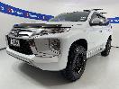 Thumbnail '4' of Mitsubishi Pajero Sport