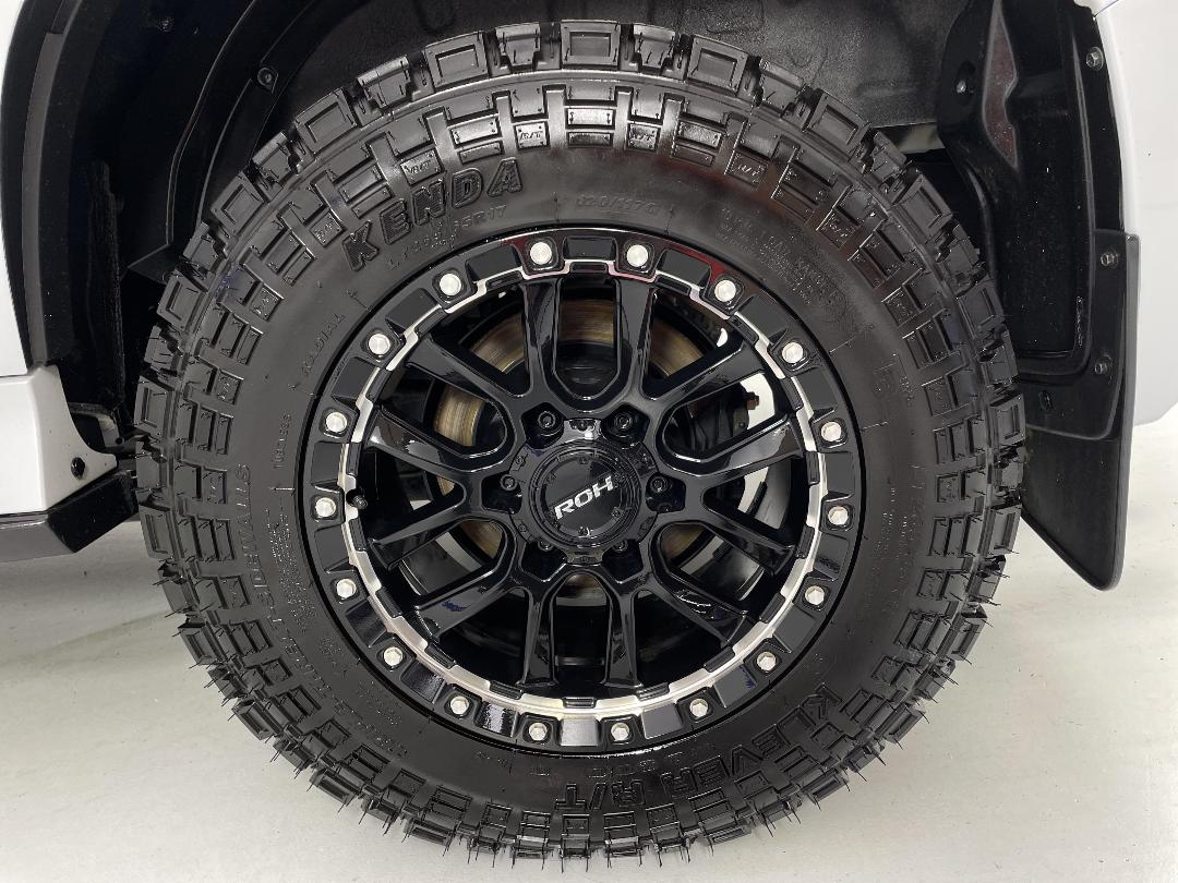 Photo '11' of Mitsubishi Pajero Sport