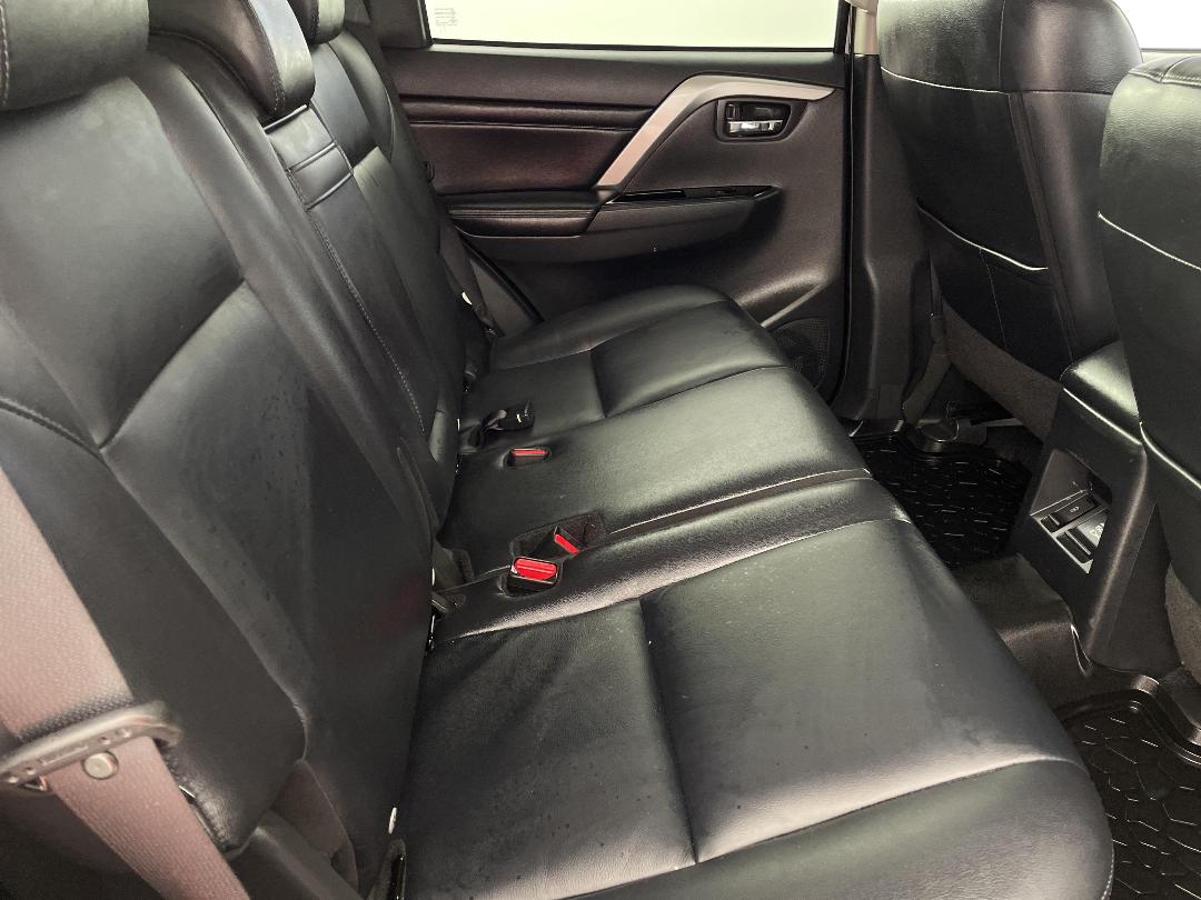 Photo '20' of Mitsubishi Pajero Sport