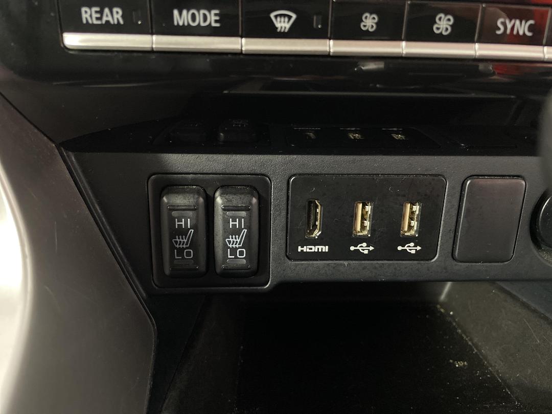 Photo '28' of Mitsubishi Pajero Sport