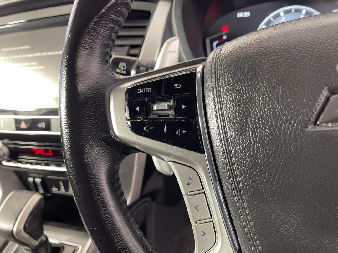 Photo '25' of Mitsubishi Pajero Sport Photo '25' of Mitsubishi Pajero Sport