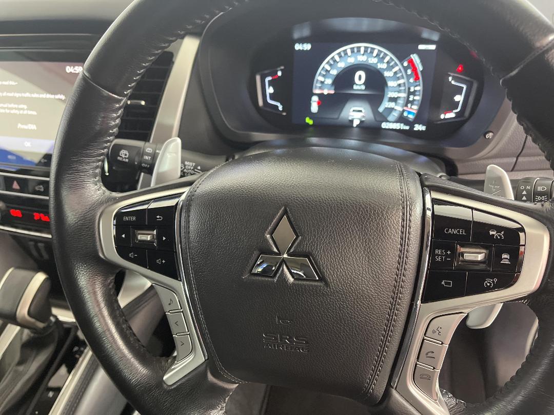 Photo '24' of Mitsubishi Pajero Sport