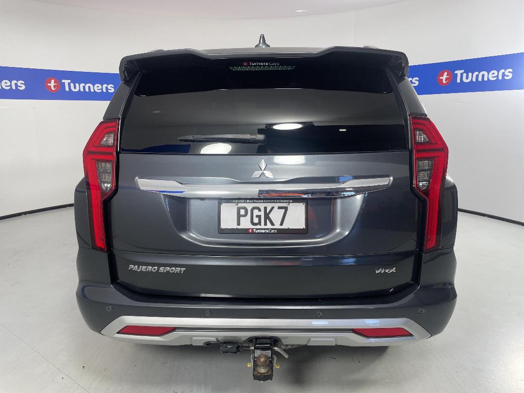 Photo '6' of Mitsubishi Pajero Sport