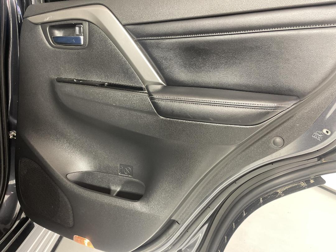 Photo '19' of Mitsubishi Pajero Sport