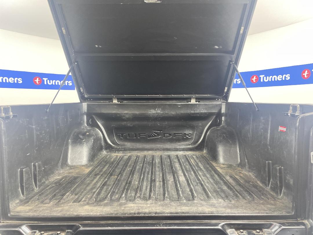 Photo '14' of Mitsubishi Triton