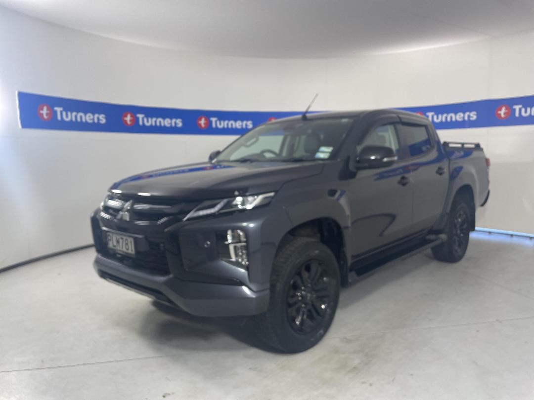 Photo '4' of Mitsubishi Triton