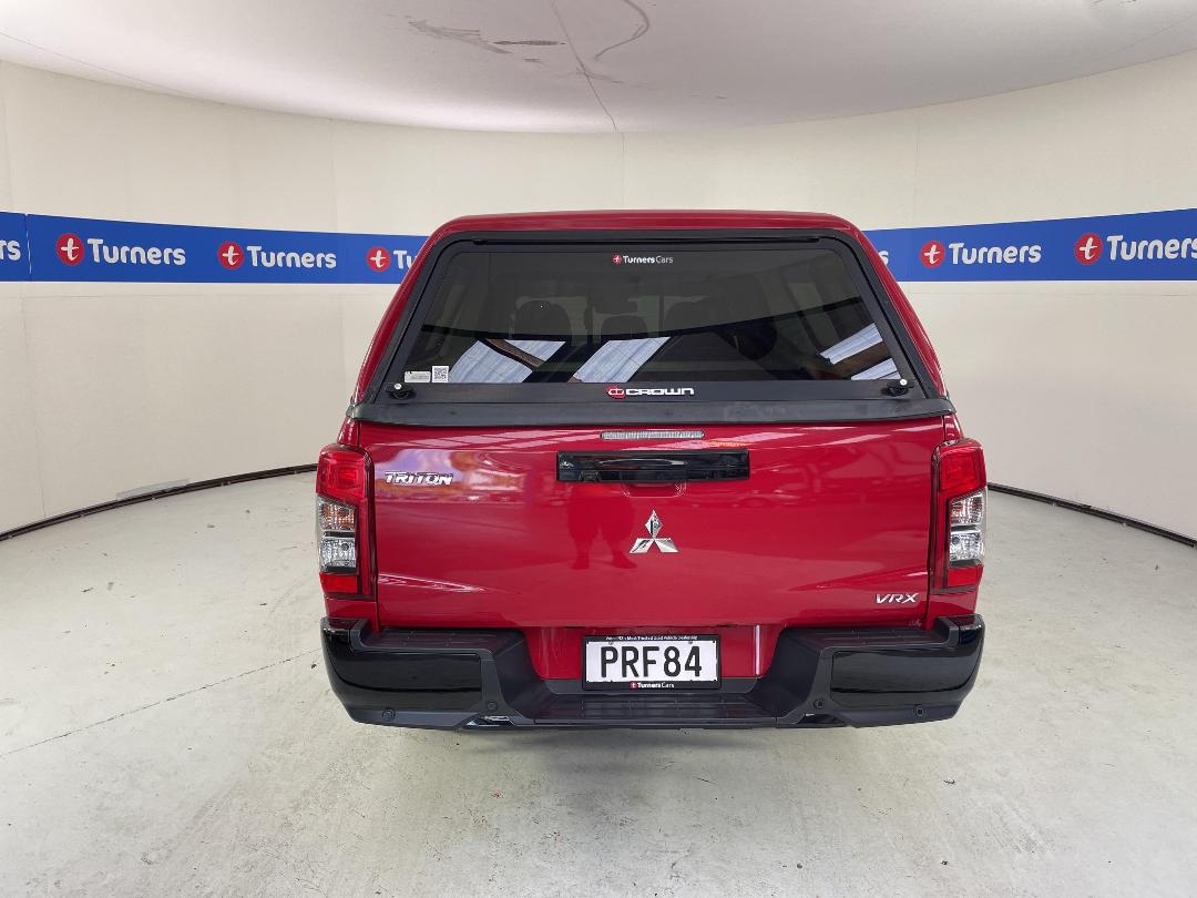 Photo '6' of Mitsubishi Triton