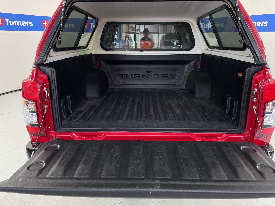 Photo '14' of Mitsubishi Triton