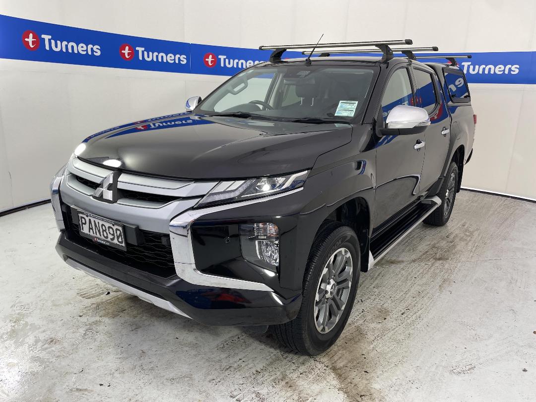 Photo '4' of Mitsubishi Triton