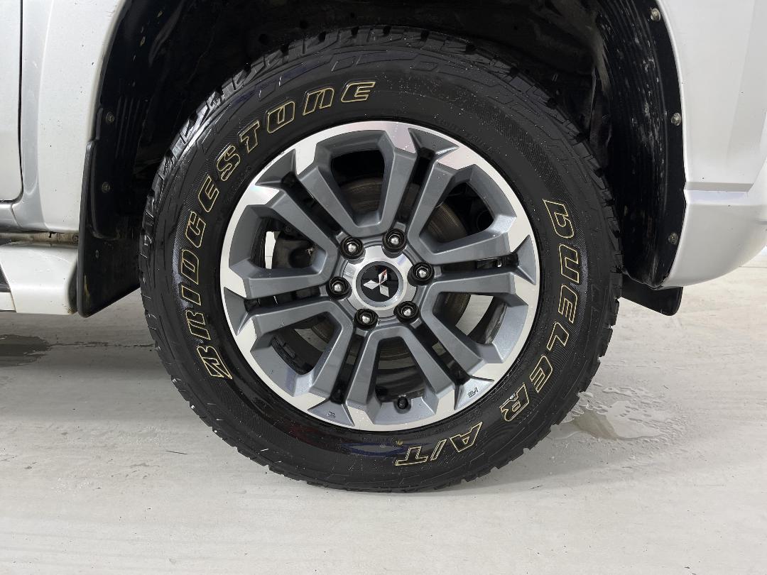 Photo '9' of Mitsubishi Triton Photo '9' of Mitsubishi Triton