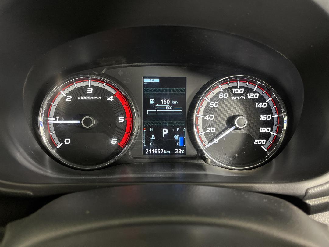 Photo '21' of Mitsubishi Triton Photo '21' of Mitsubishi Triton