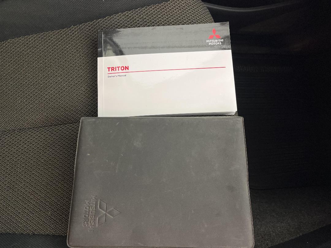 Photo '26' of Mitsubishi Triton Photo '26' of Mitsubishi Triton