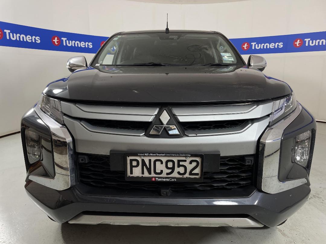 Photo '2' of Mitsubishi Triton Photo '2' of Mitsubishi Triton